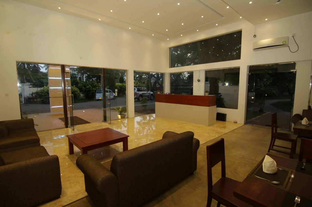 Jade Green Hotel Hambantota Eksteriør bilde