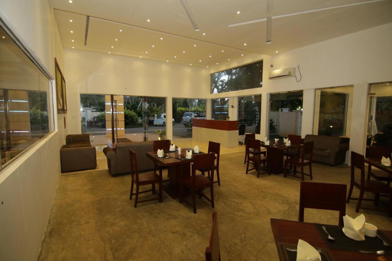 Jade Green Hotel Hambantota Eksteriør bilde
