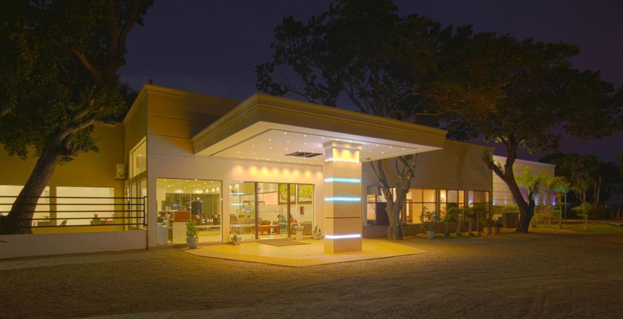 Jade Green Hotel Hambantota Eksteriør bilde