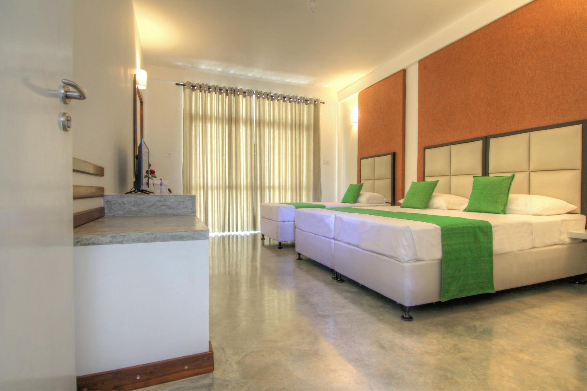 Jade Green Hotel Hambantota Eksteriør bilde