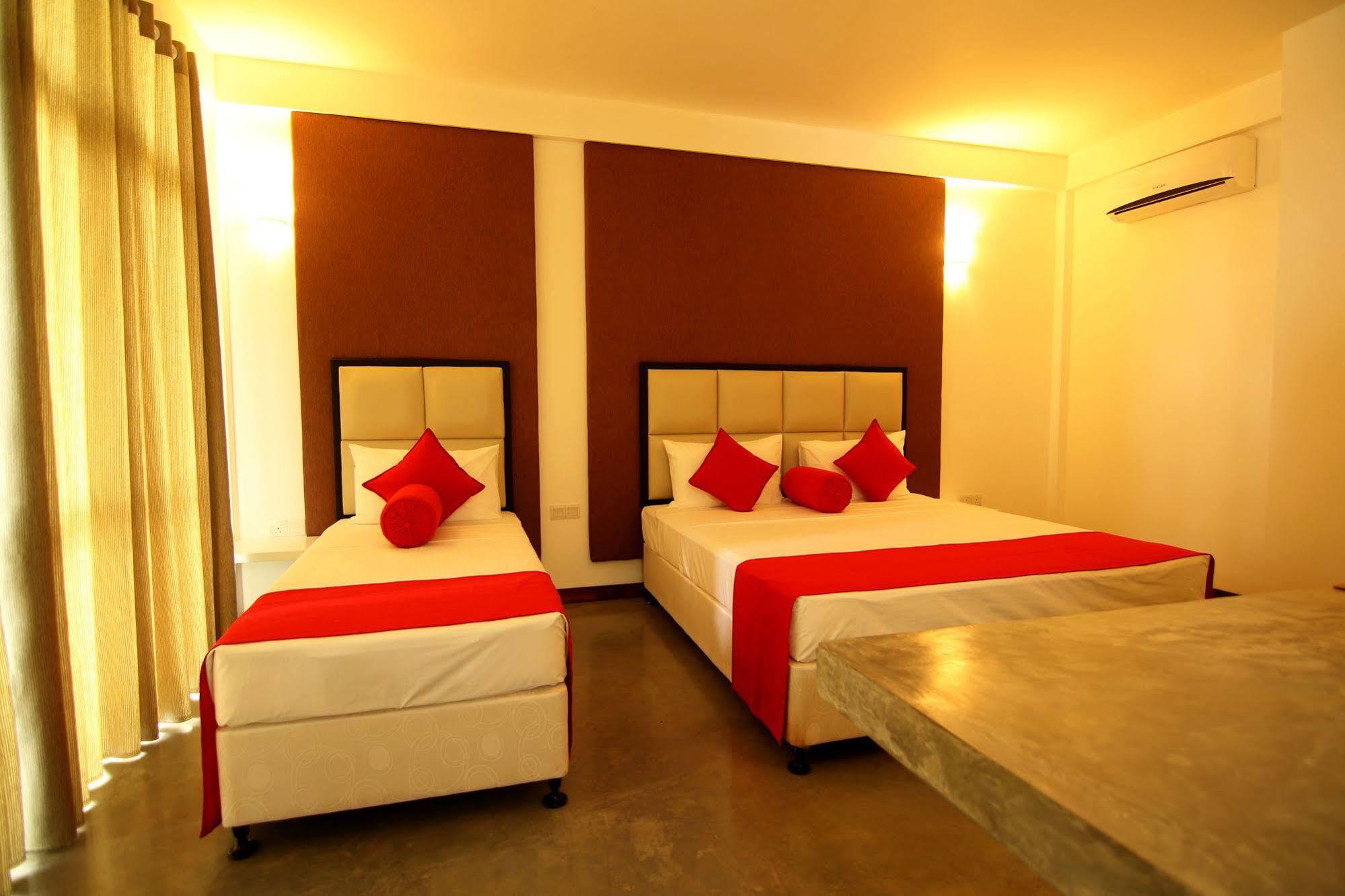 Jade Green Hotel Hambantota Eksteriør bilde